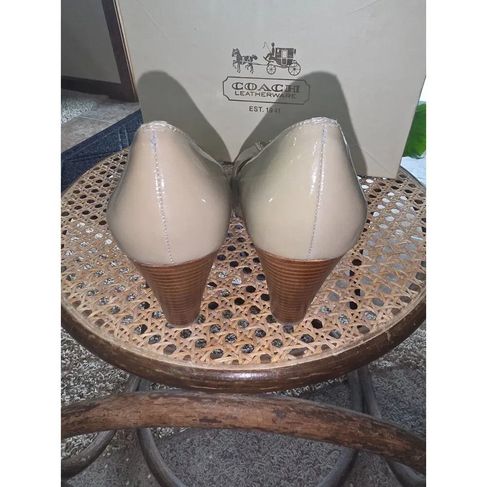 Coach Helaine Patent Leather Peep Toe Pumps Taupe Gray Heels Size 6.5B - Picture 5 of 8